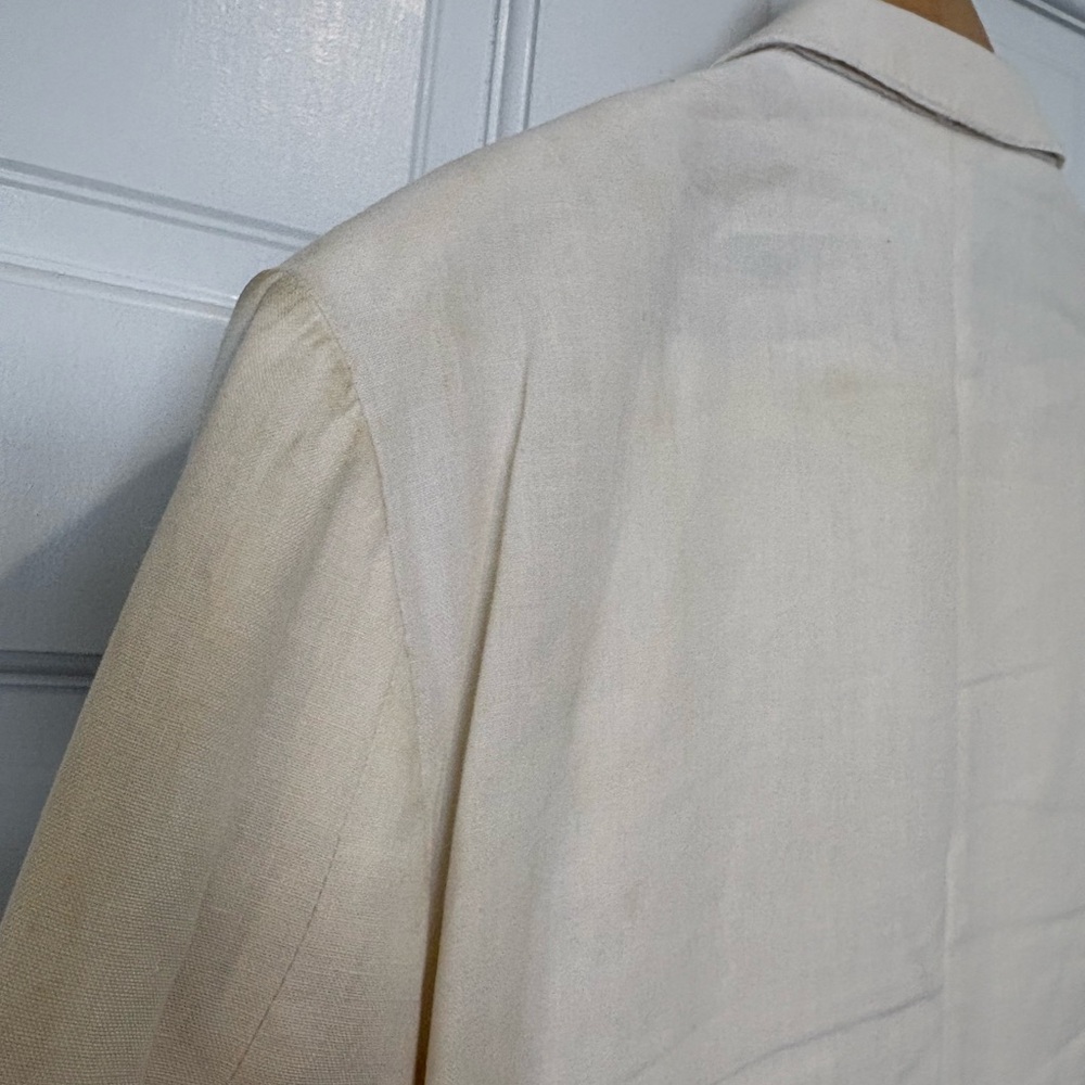 Zegna cream linen suit size 50R European (40R US) great used condition - Picture 3 of 5